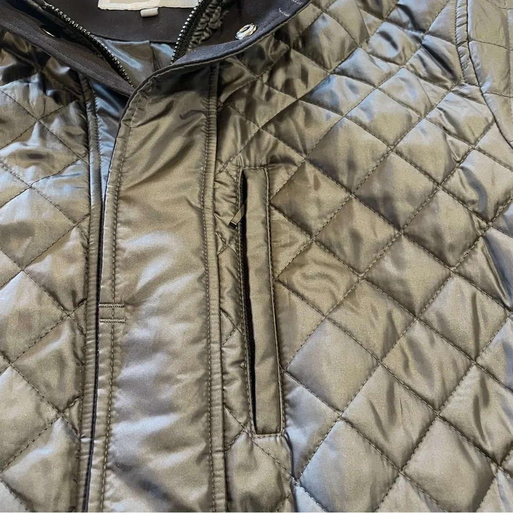 Men’s Lightweight Hooded Quilted Parka Jacket by Cardinal of Canada - Picture 10 of 16